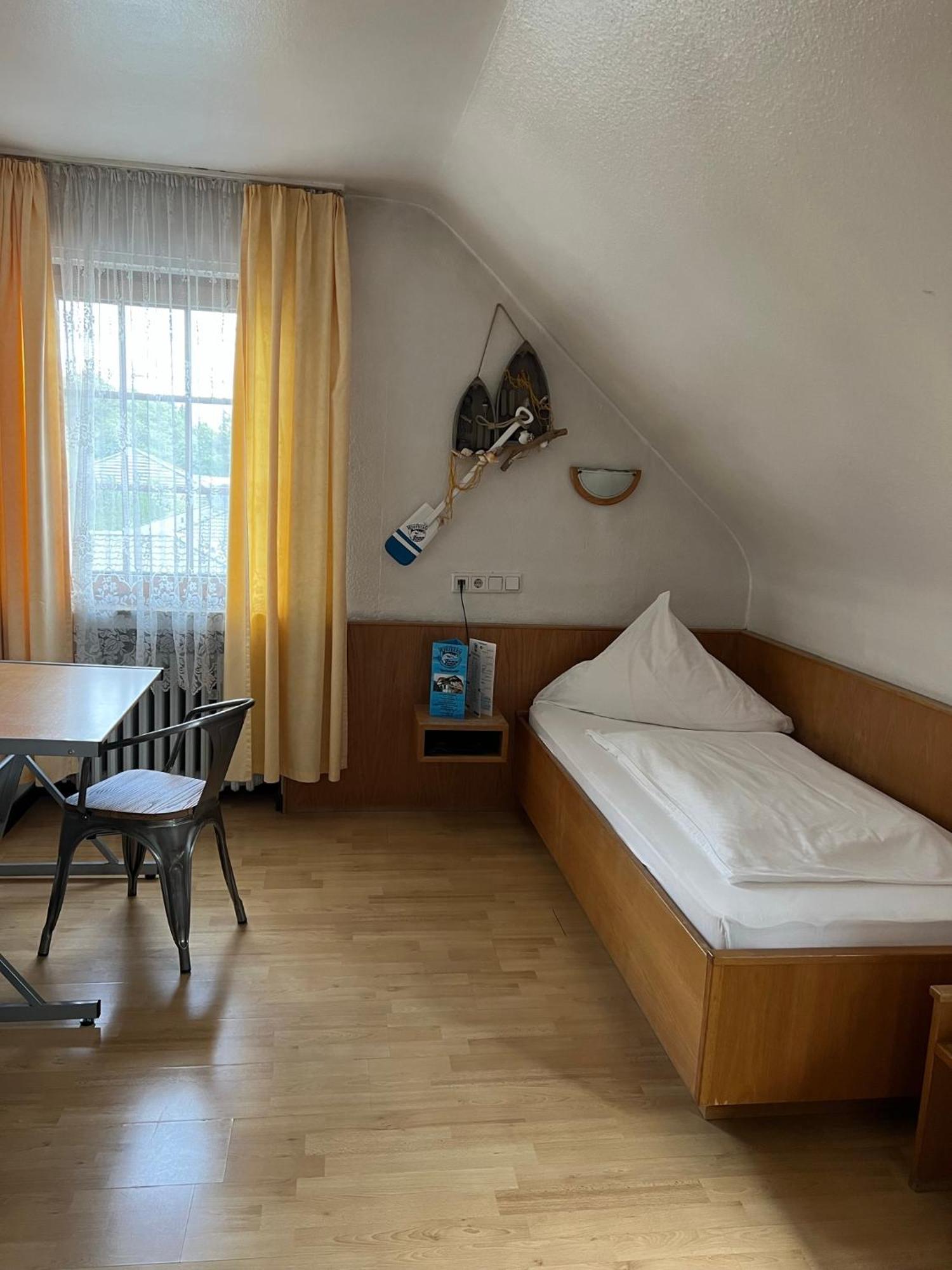 Aal-Kate Otel Wuppertal Dış mekan fotoğraf