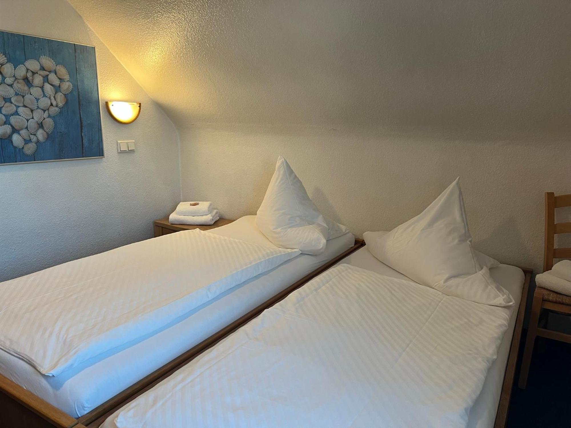 Aal-Kate Otel Wuppertal Dış mekan fotoğraf